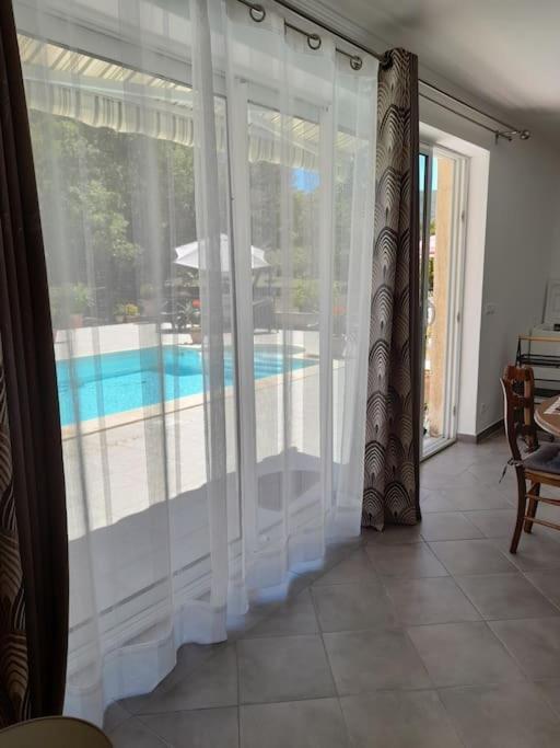 Villa Le Bosquet En Luberon. Ménerbes Exterior foto